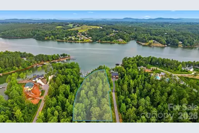 2250 Windom Peak Summit, Connelly Springs, NC 28612 - Photo 3