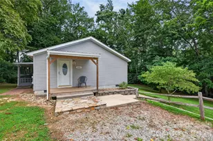 146 Banks View Ln, Hendersonville, NC 28792 - Photo 37
