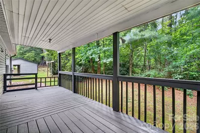146 Banks View Lane, Hendersonville, NC 28792 - Photo 31