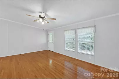 146 Banks View Lane, Hendersonville, NC 28792 - Photo 15