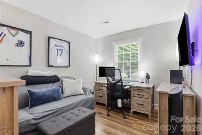4927 Farm Pond Lane, Charlotte, NC 28212 - Photo 17