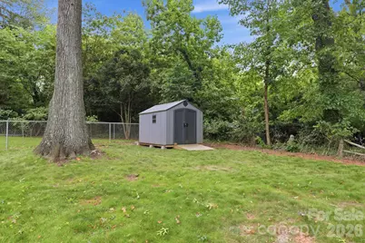 4927 Farm Pond Lane, Charlotte, NC 28212 - Photo 23