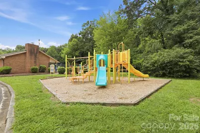 4927 Farm Pond Lane, Charlotte, NC 28212 - Photo 29