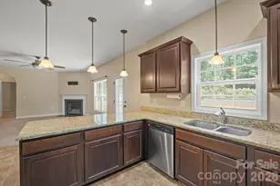 4628 Cayton Dr, Maiden, NC 28650 - Photo 11