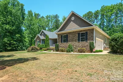 4628 Cayton Drive, Maiden, NC 28650 - Photo 5