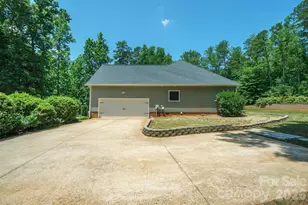 4628 Cayton Dr, Maiden, NC 28650 - Photo 25