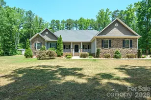 4628 Cayton Dr, Maiden, NC 28650 - Photo 1