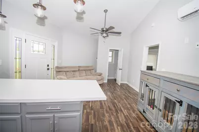 1807 Warren Avenue, Gastonia, NC 28054 - Photo 5