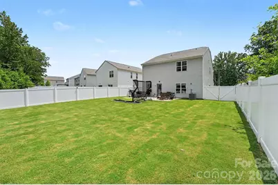 2007 Karen Woods Lane, Charlotte, NC 28216 - Photo 25