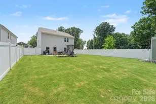 2007 Karen Woods Ln, Charlotte, NC 28216 - Photo 23