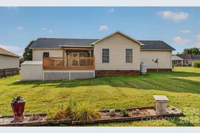 1425 Farmington Hills Drive, Conover, NC 28613 - Photo 25