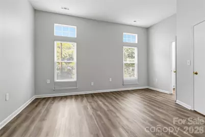 6136 Sunbridge Court, Charlotte, NC 28269 - Photo 9