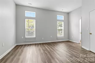 6136 Sunbridge Ct, Charlotte, NC 28269 - Photo 9