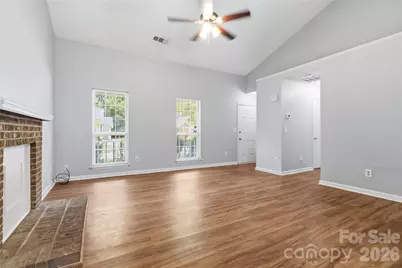 6136 Sunbridge Court, Charlotte, NC 28269 - Photo 3