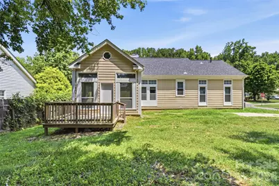 6136 Sunbridge Court, Charlotte, NC 28269 - Photo 17
