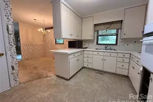 2207 Billy St, Kannapolis, NC 28083 - Photo 7