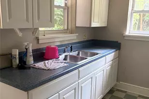 725 5th Ave SW, Hickory, NC 28602 - Photo 7