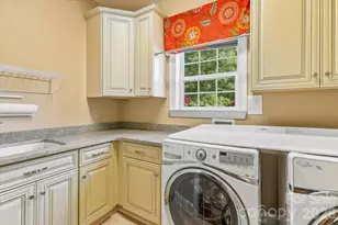 5125 Pansley Dr, Charlotte, NC 28226 - Photo 17