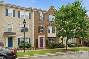 9945 Kings Parade Blvd, Charlotte, NC 28273 - Photo 3