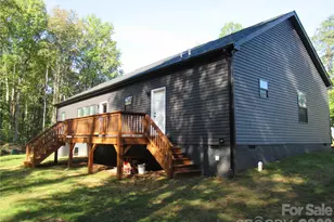 101 River Hills Ln, Morganton, NC 28655 - Photo 9