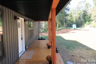 101 River Hills Ln, Morganton, NC 28655 - Photo 5