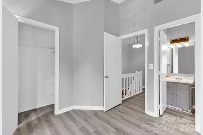 6315 Windsor Gate Lane, Charlotte, NC 28215 - Photo 11