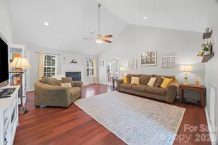 808 Chipmeadow Ln, York, SC 29745 - Photo 5