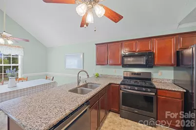 808 Chipmeadow Lane, York, SC 29745 - Photo 9