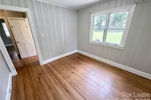 3120 Cambridge Rd, Charlotte, NC 28209 - Photo 9