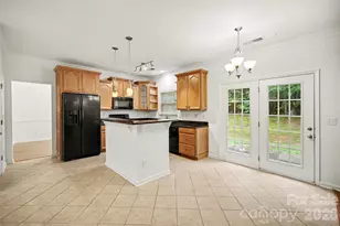 2006 Cornflower Ln, Indian Trail, NC 28079 - Photo 9