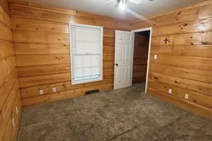 11058 US 221 Hwy, Marion, NC 28752 - Photo 9