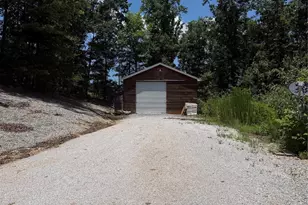 11058 US 221 Hwy, Marion, NC 28752 - Photo 3