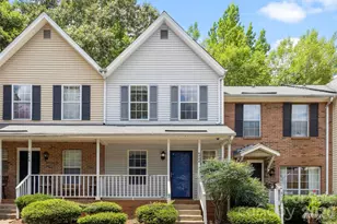 6404 Windsor Gate Ln, Charlotte, NC 28215 - Photo 1