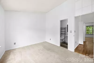 6404 Windsor Gate Lane, Charlotte, NC 28215 - Photo 21