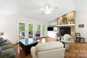 211 Rhododendron Ave, Black Mountain, NC 28711 - Photo 9