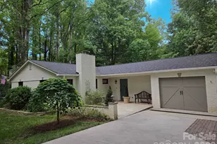 1889 Faculty Dr, Winston Salem, NC 27106 - Photo 1