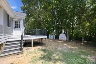 8313 Houndstooth Dr, Charlotte, NC 28227 - Photo 39