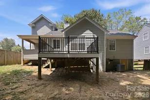 8313 Houndstooth Dr, Charlotte, NC 28227 - Photo 35