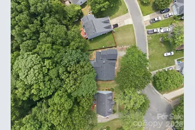 8313 Houndstooth Drive, Charlotte, NC 28227 - Photo 9