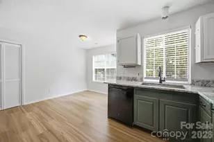 8313 Houndstooth Dr, Charlotte, NC 28227 - Photo 25