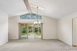 1 Bridle Path Ct, Hendersonville, NC 28791 - Photo 11