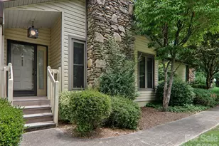 1 Bridle Path Ct, Hendersonville, NC 28791 - Photo 3