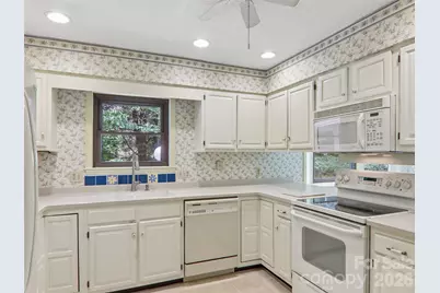 1 Bridle Path Court, Hendersonville, NC 28791 - Photo 17