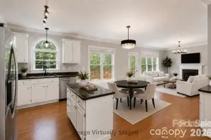 11005 Chilcomb Ct, Charlotte, NC 28262 - Photo 15