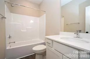 1721 Balfour Ln, Charlotte, NC 28216 - Photo 9