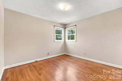 14 E Indiana Avenue, Asheville, NC 28806 - Photo 9