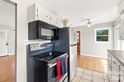 14 E Indiana Avenue, Asheville, NC 28806 - Photo 7
