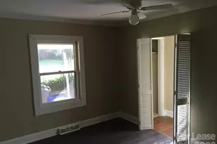 327 Westwood Dr, Statesville, NC 28677 - Photo 5