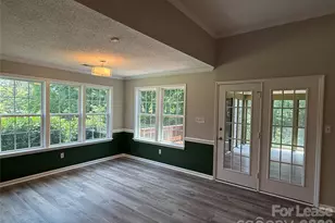 4370 Fellows Ln, Charlotte, NC 28215 - Photo 5