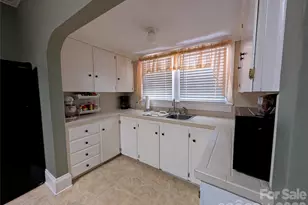 507 E 10th St, Kannapolis, NC 28083 - Photo 17
